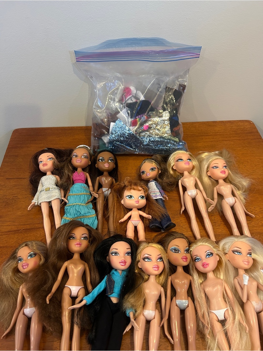 Bratz doll and clothing lot